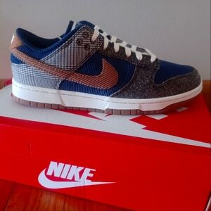 Mens Nike  Dunk Low PRM- Sneakers-Sz 9